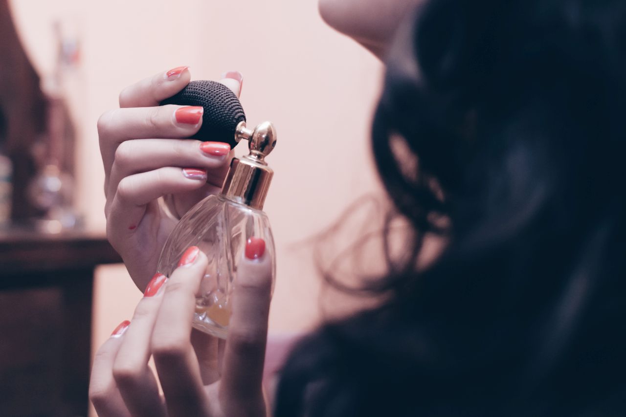 Jakich perfum używać jesienią?